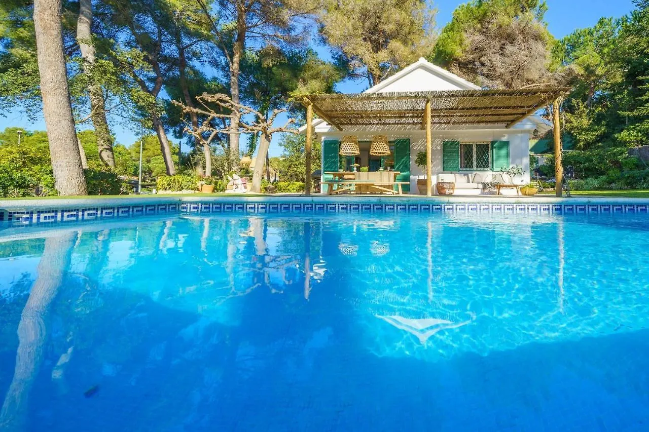 Villa By The Sea Lux House - Gran Piscina En Playa Fenals à Lloret de Mar 0*,  Espagne